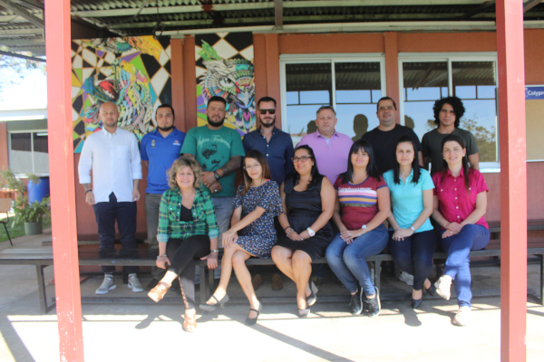 Directora y equipo de trabajo