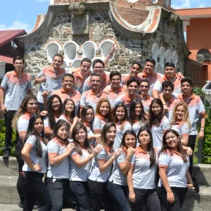 Estudiantes de generación en el fortín